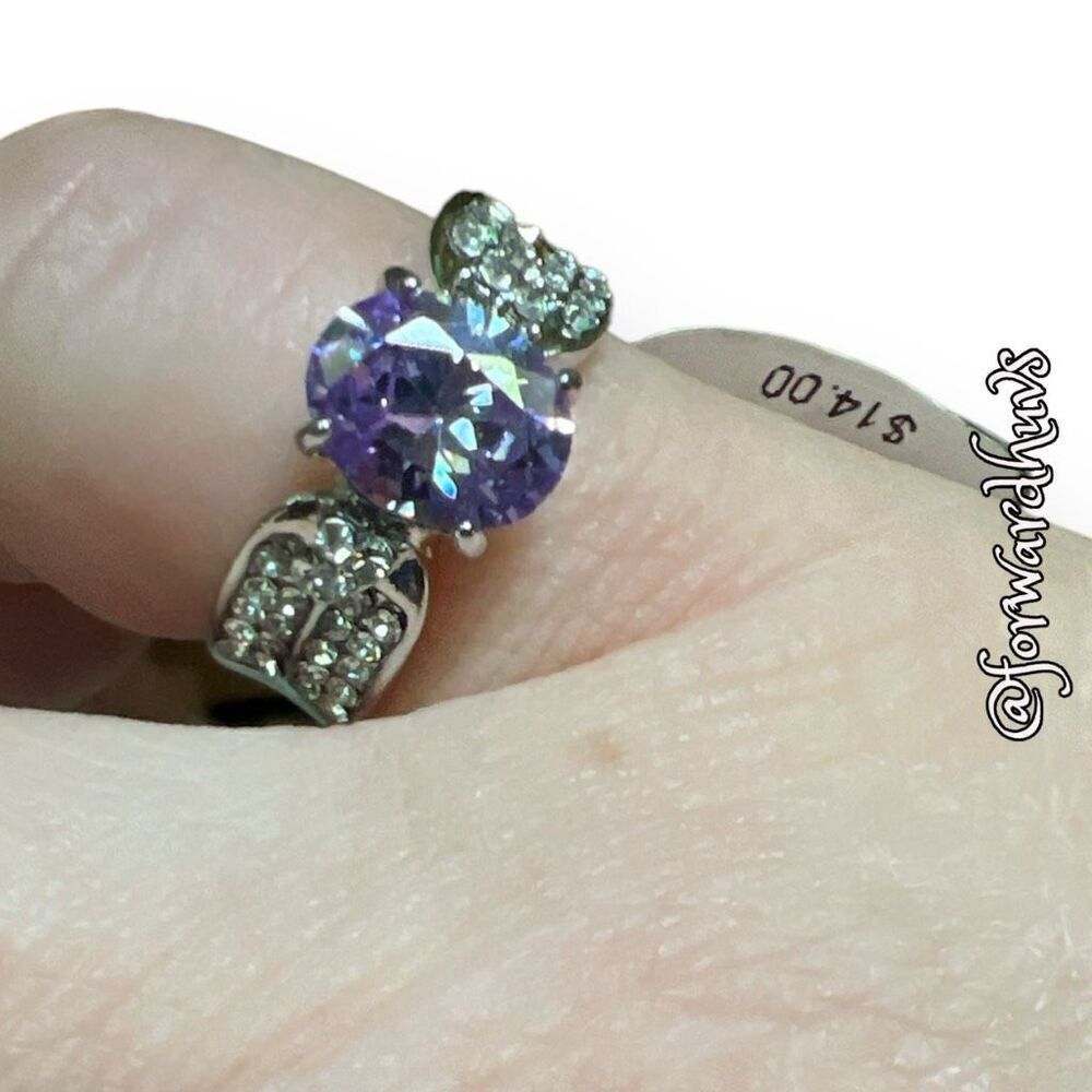 Bundle Sale 3 for $15 | Light Purple Cubic Zirconia Ring | Size 6￼